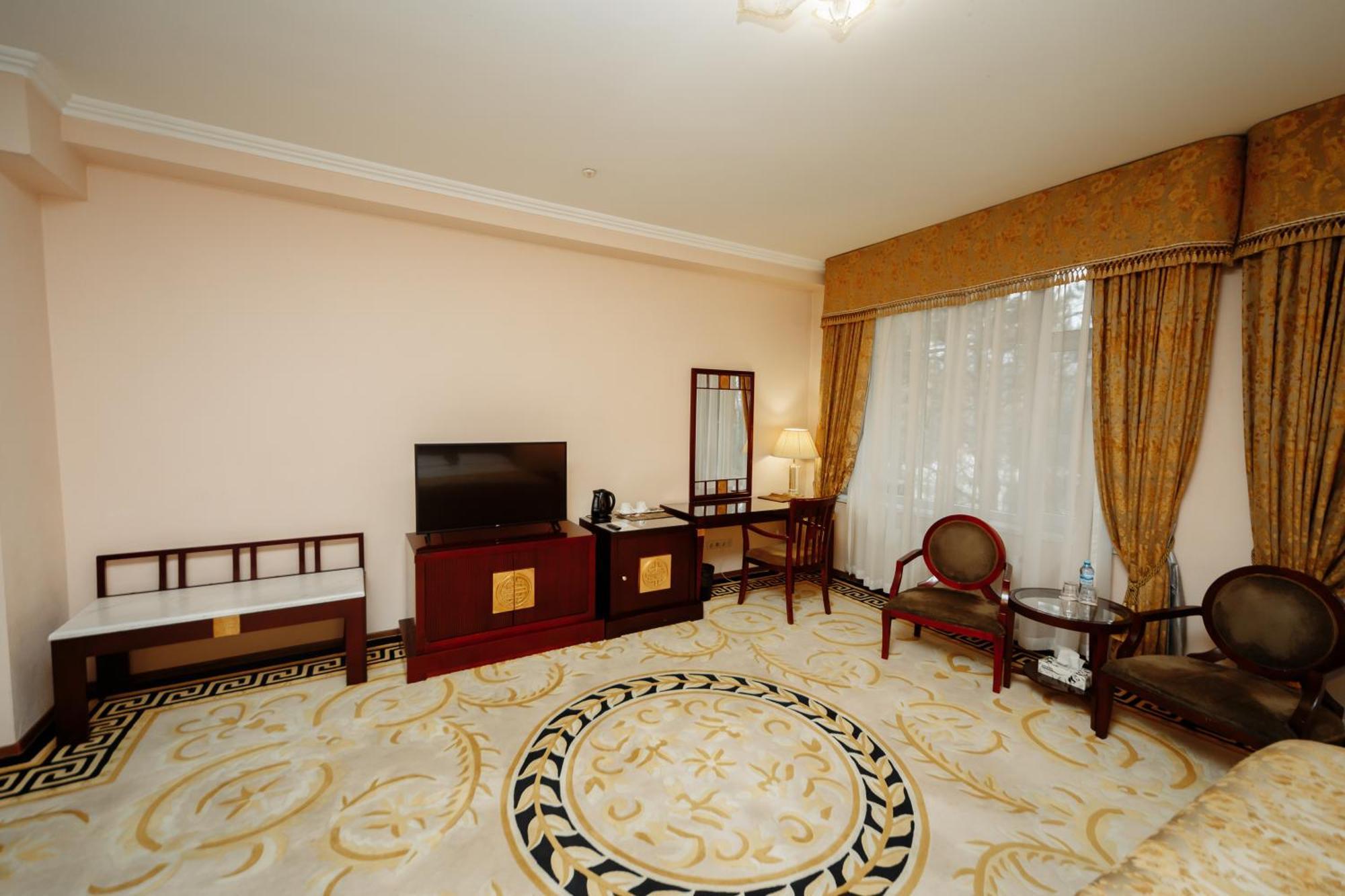 צ'יסינאו Hotel Royal Florence מראה חיצוני תמונה