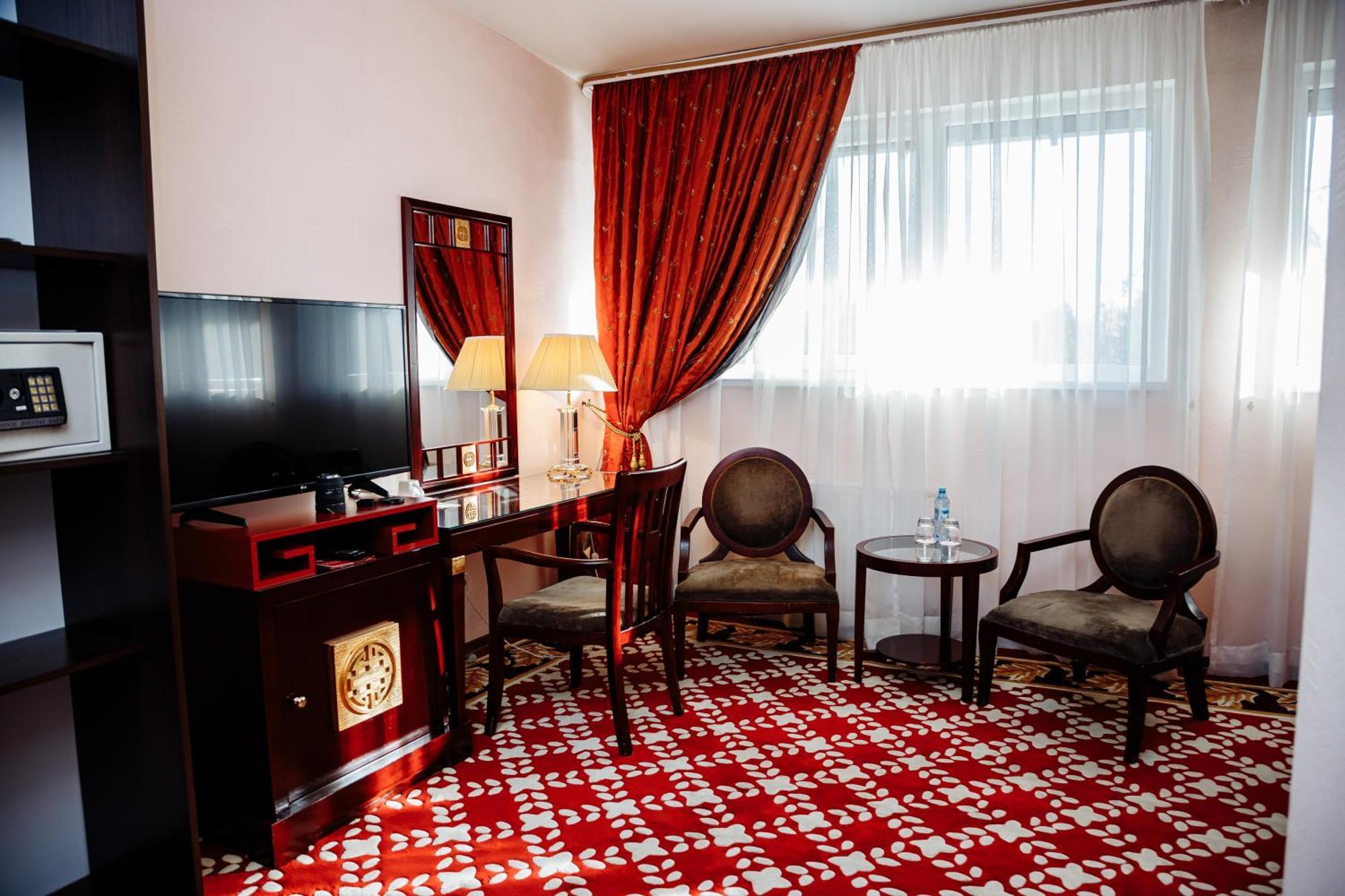 צ'יסינאו Hotel Royal Florence מראה חיצוני תמונה