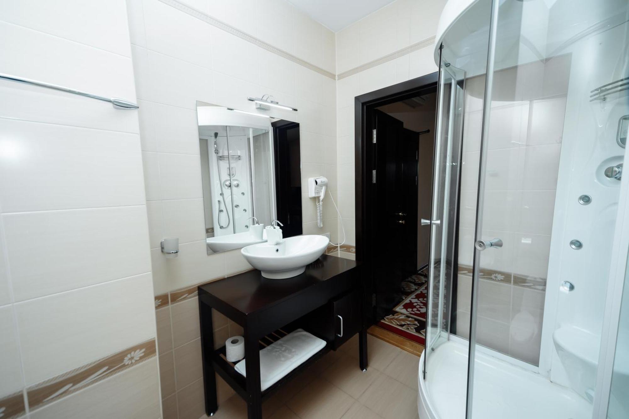 צ'יסינאו Hotel Royal Florence מראה חיצוני תמונה