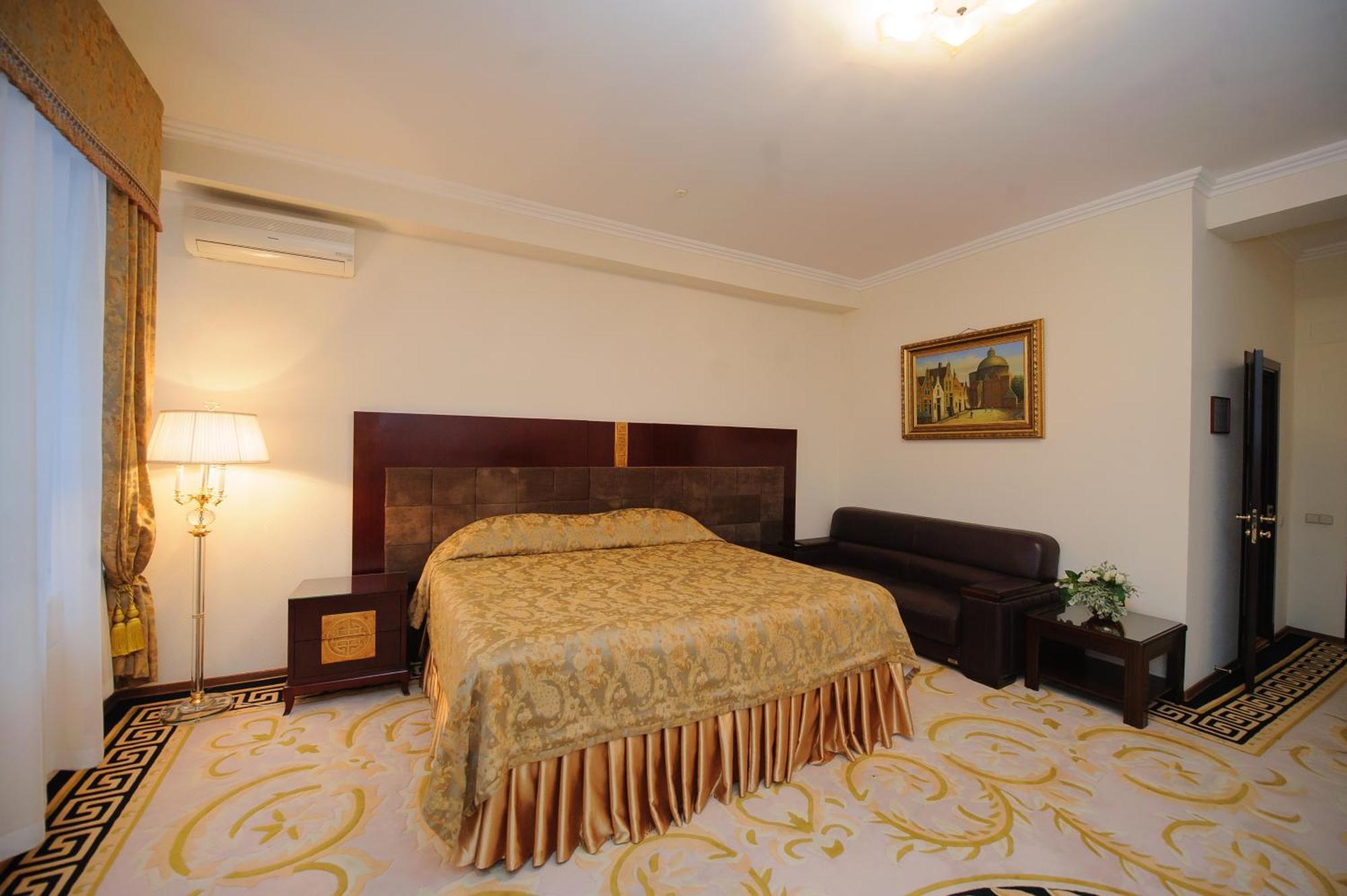 צ'יסינאו Hotel Royal Florence מראה חיצוני תמונה