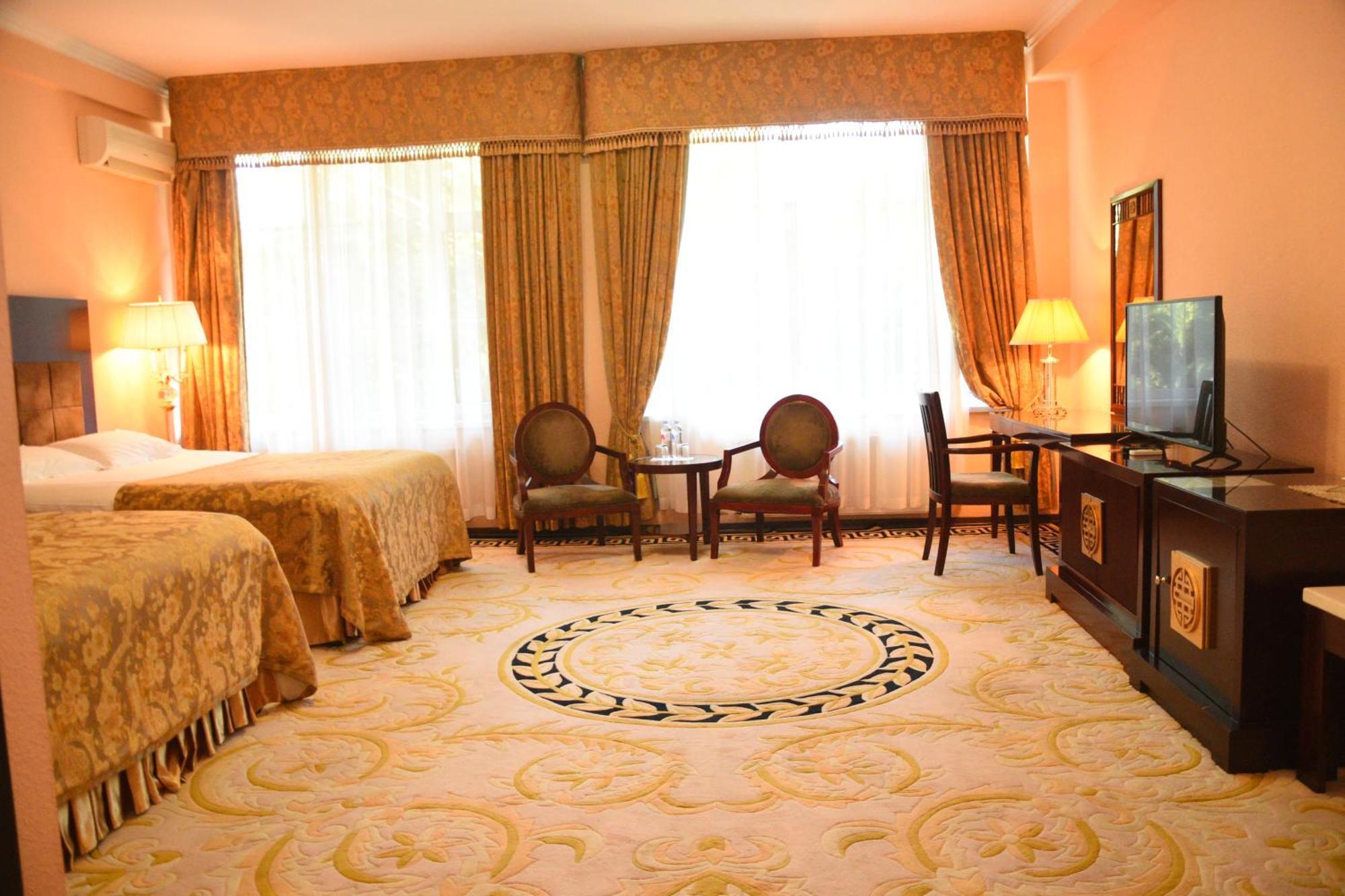 צ'יסינאו Hotel Royal Florence מראה חיצוני תמונה