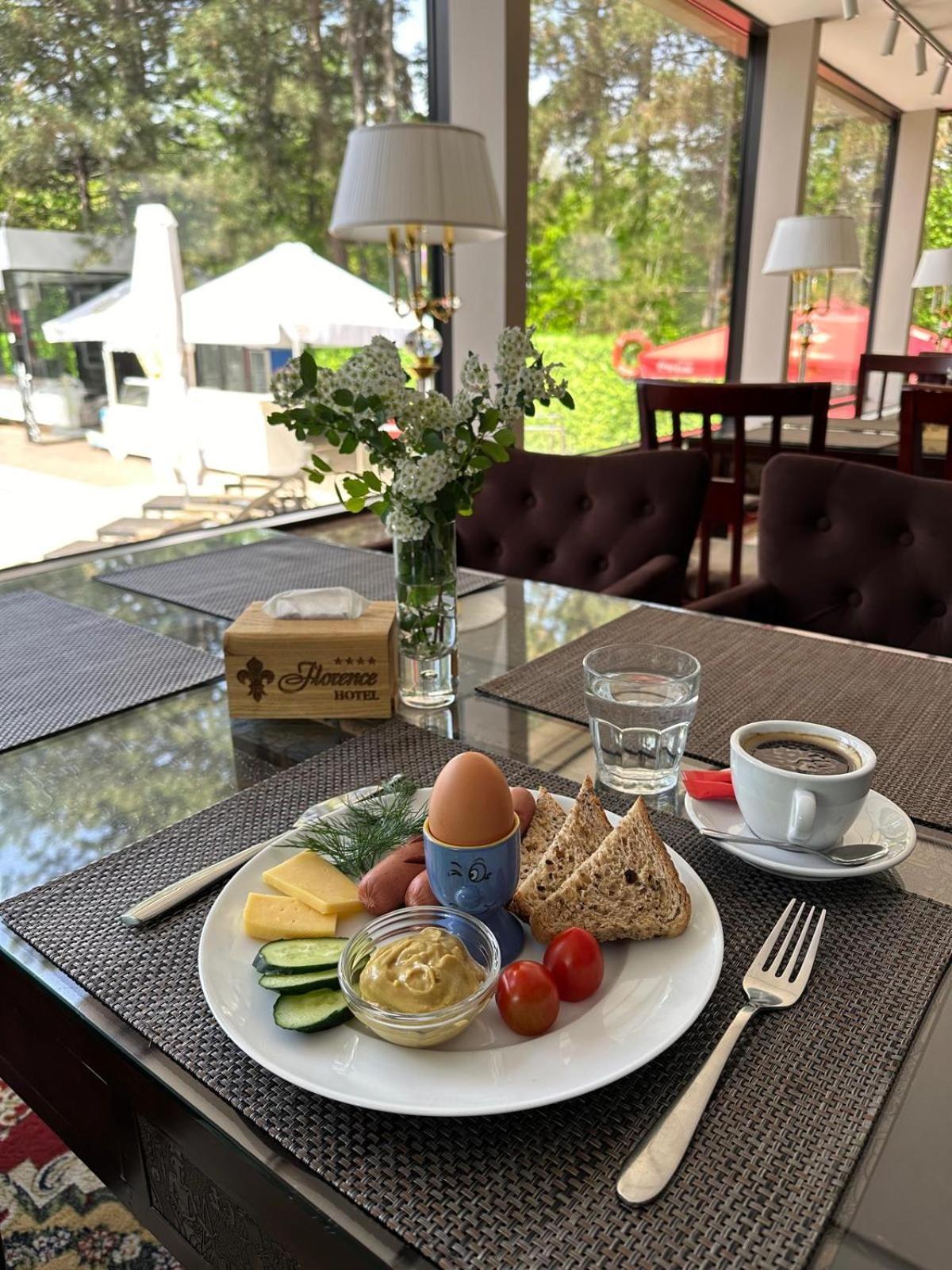 צ'יסינאו Hotel Royal Florence מראה חיצוני תמונה